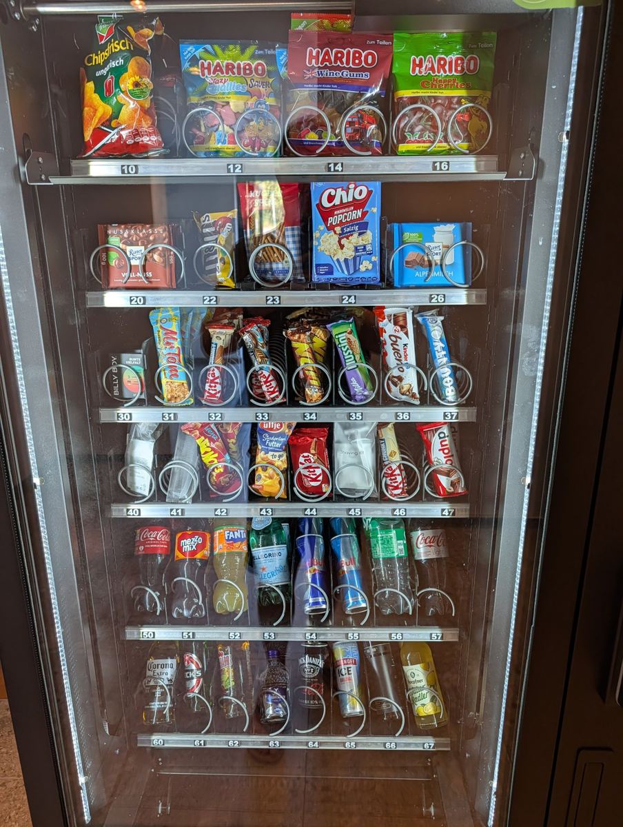 Snackautomat in der Lobby